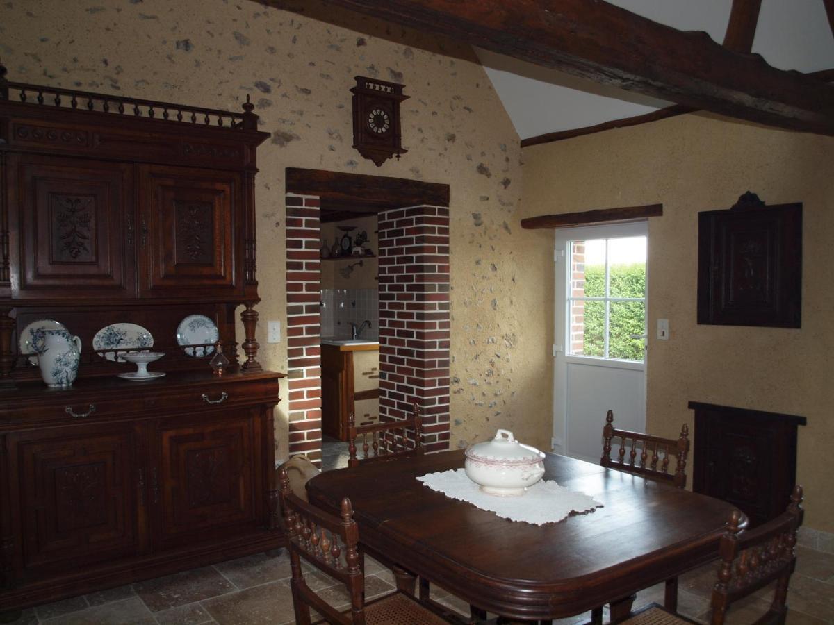 Gites Les Terriers Saint-Jean-Froidmentel ภายนอก รูปภาพ